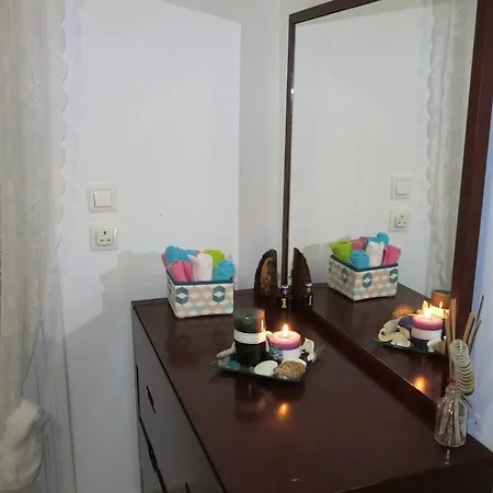 Alexandros House מלון מונוליתוס