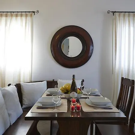 Alexandros House Отель Монолитос